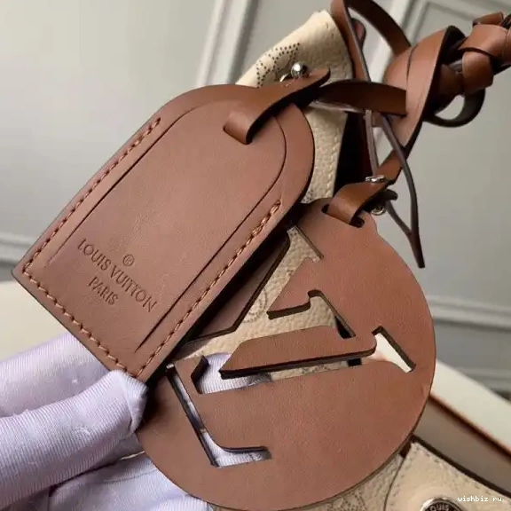 WIS VUITTON CARMEL LOUIS 0514